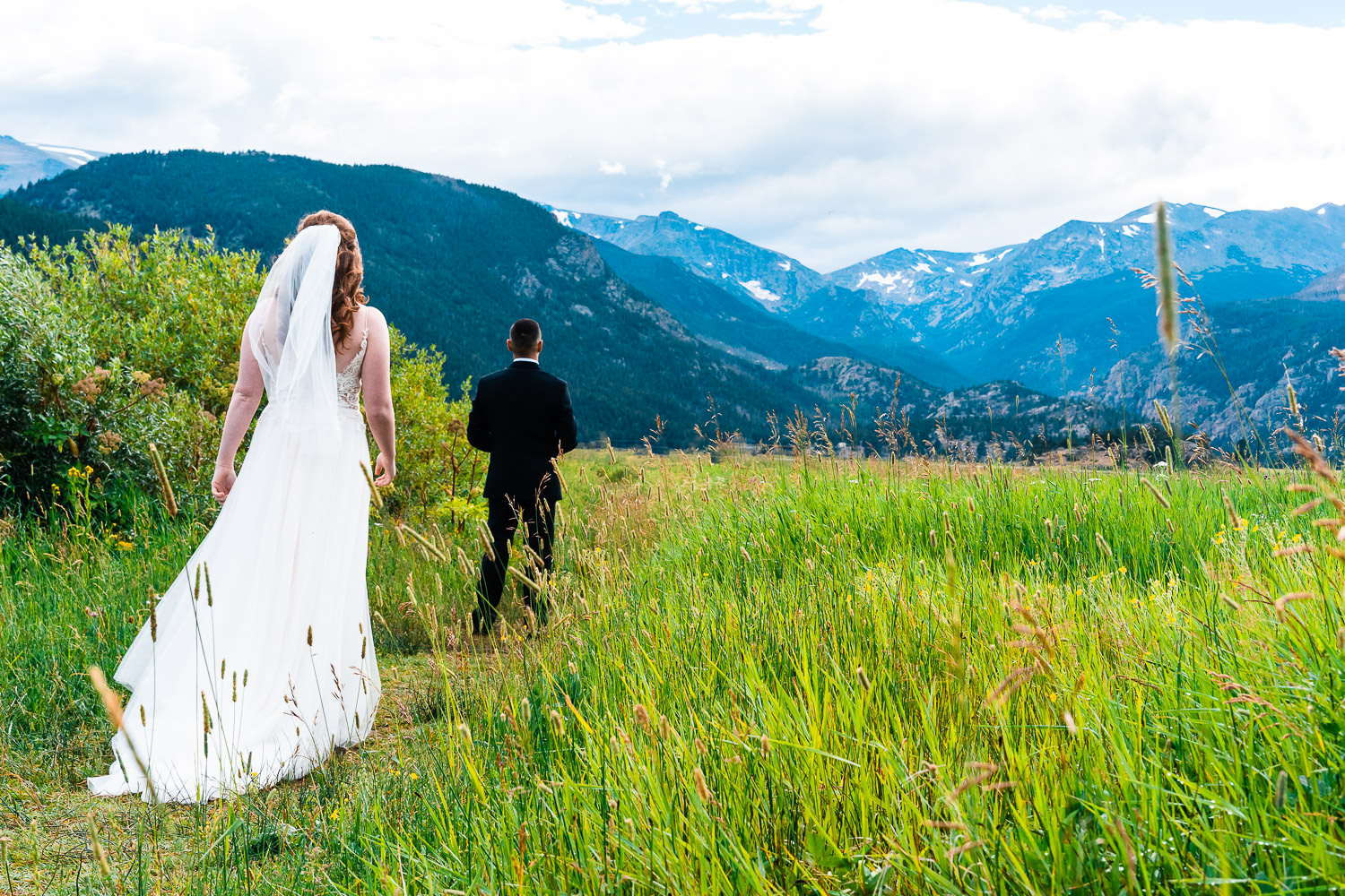 3M Curve Elopement | Run Wild With Me Photography