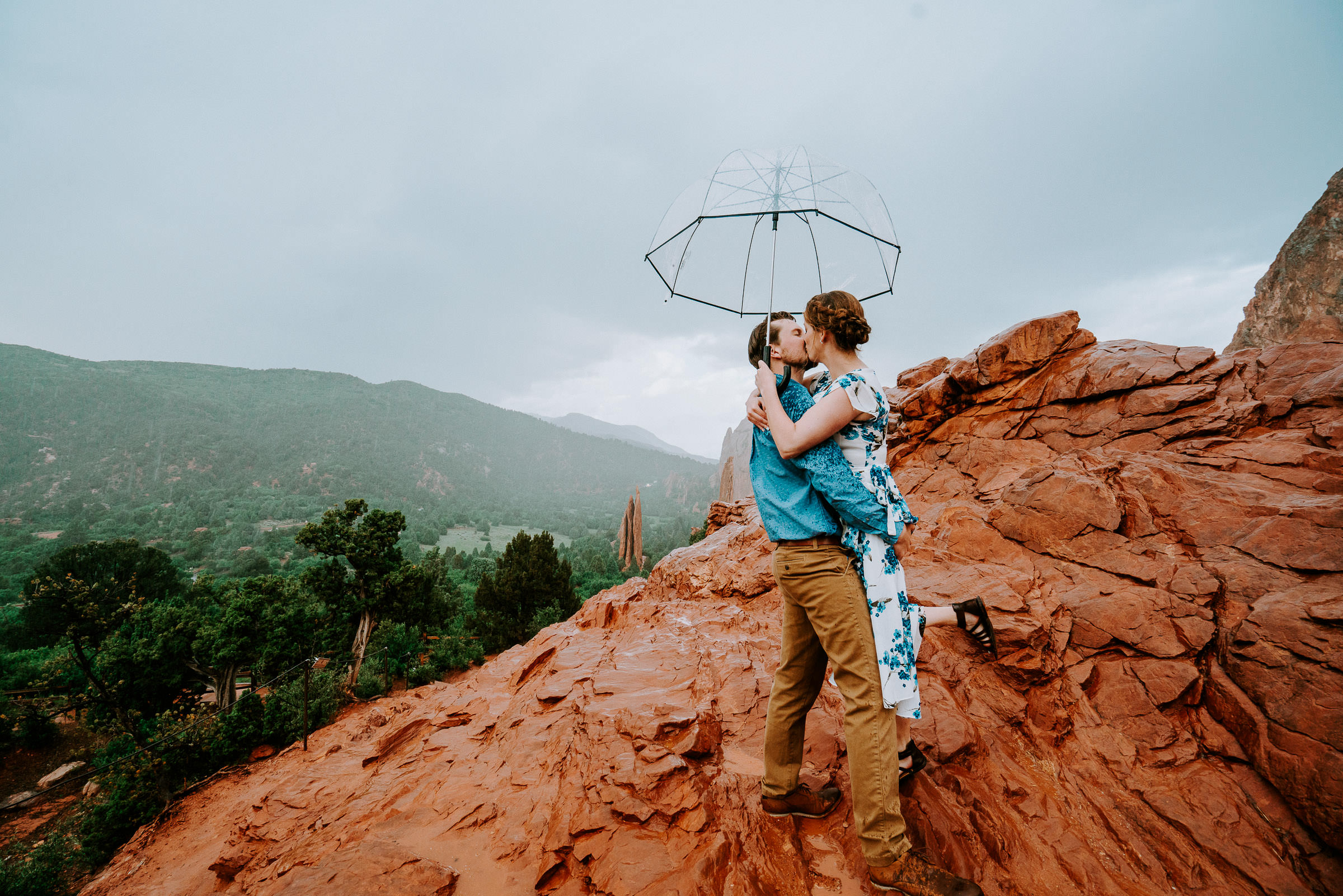 What if it rains during my elopement | Run Wild With Me Photography