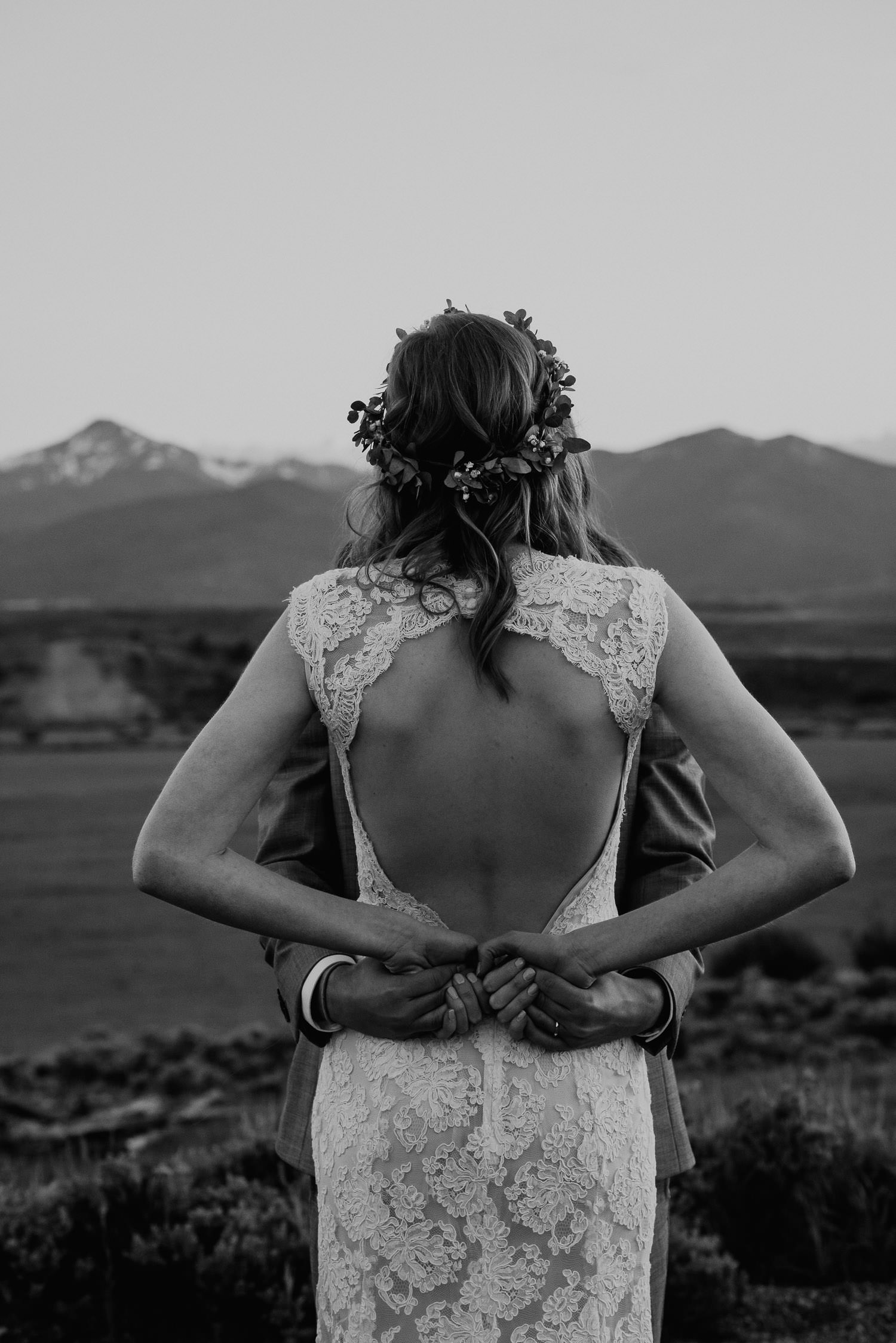Colorado Backyard Elopement | Run Wild With Me Photography