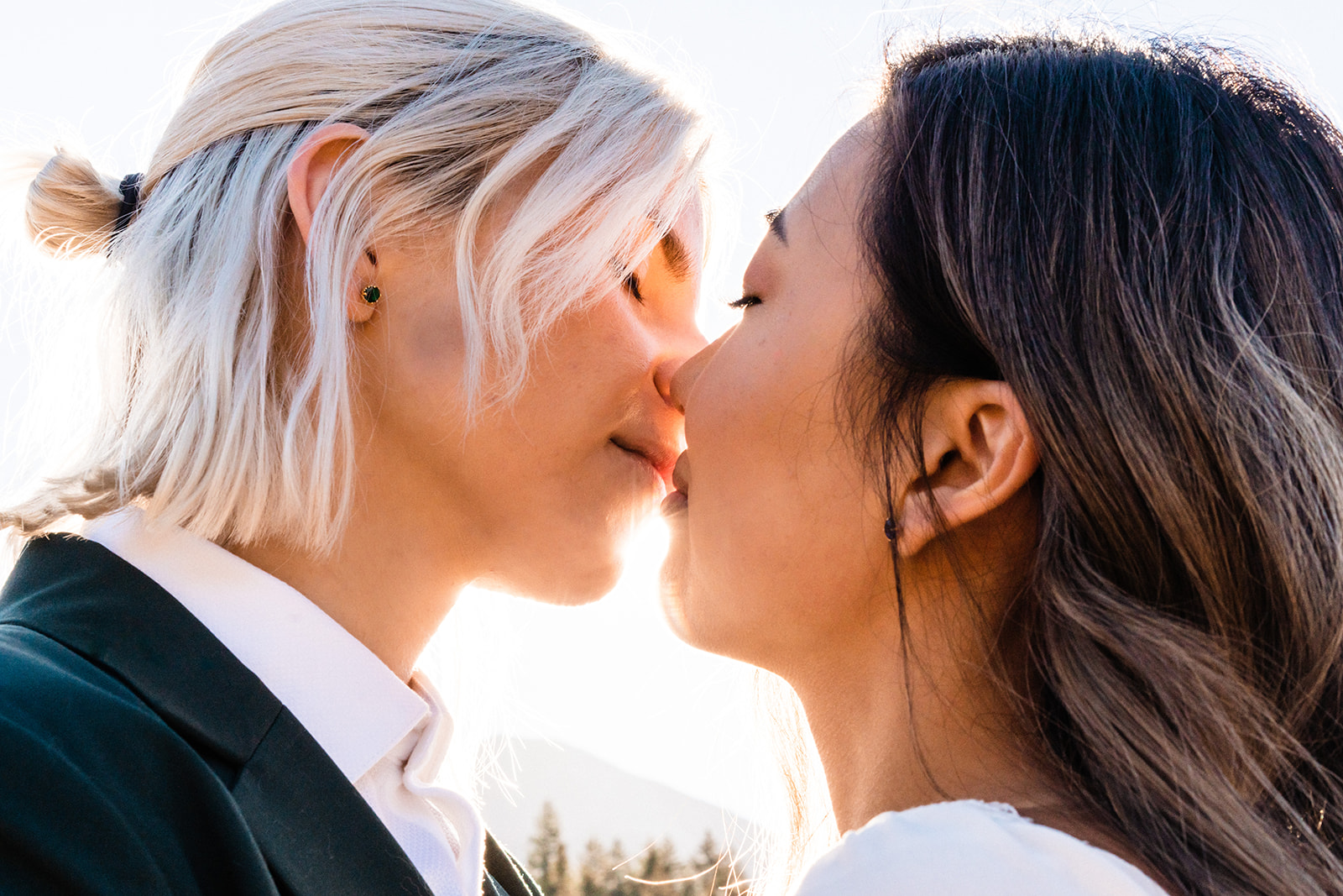 A beautiful lesbian elopement day at Crested Butte in Colorado
