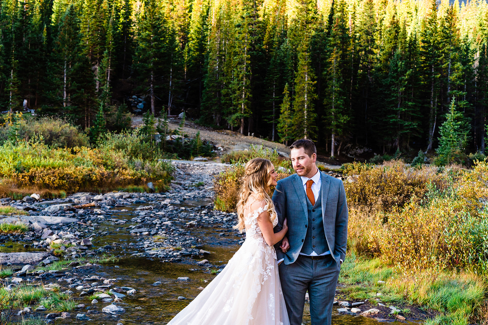 A Romantic Outdoor Colorado Micro Wedding Day at Sapphire Point