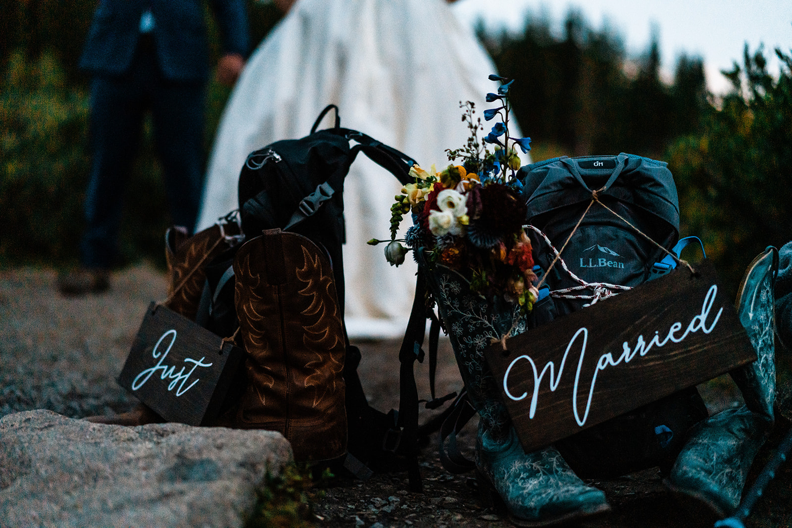 Bride and groom bags with the words "just married"