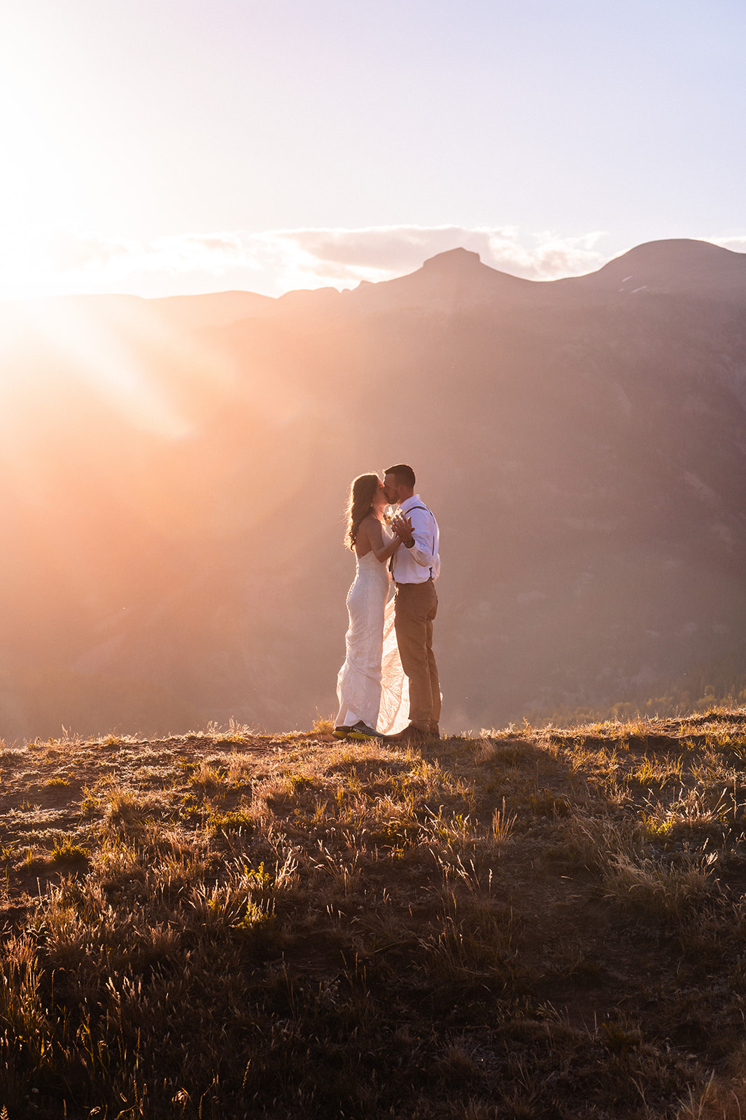Intimate San Juan Mountains Elopement with a sunrise first look