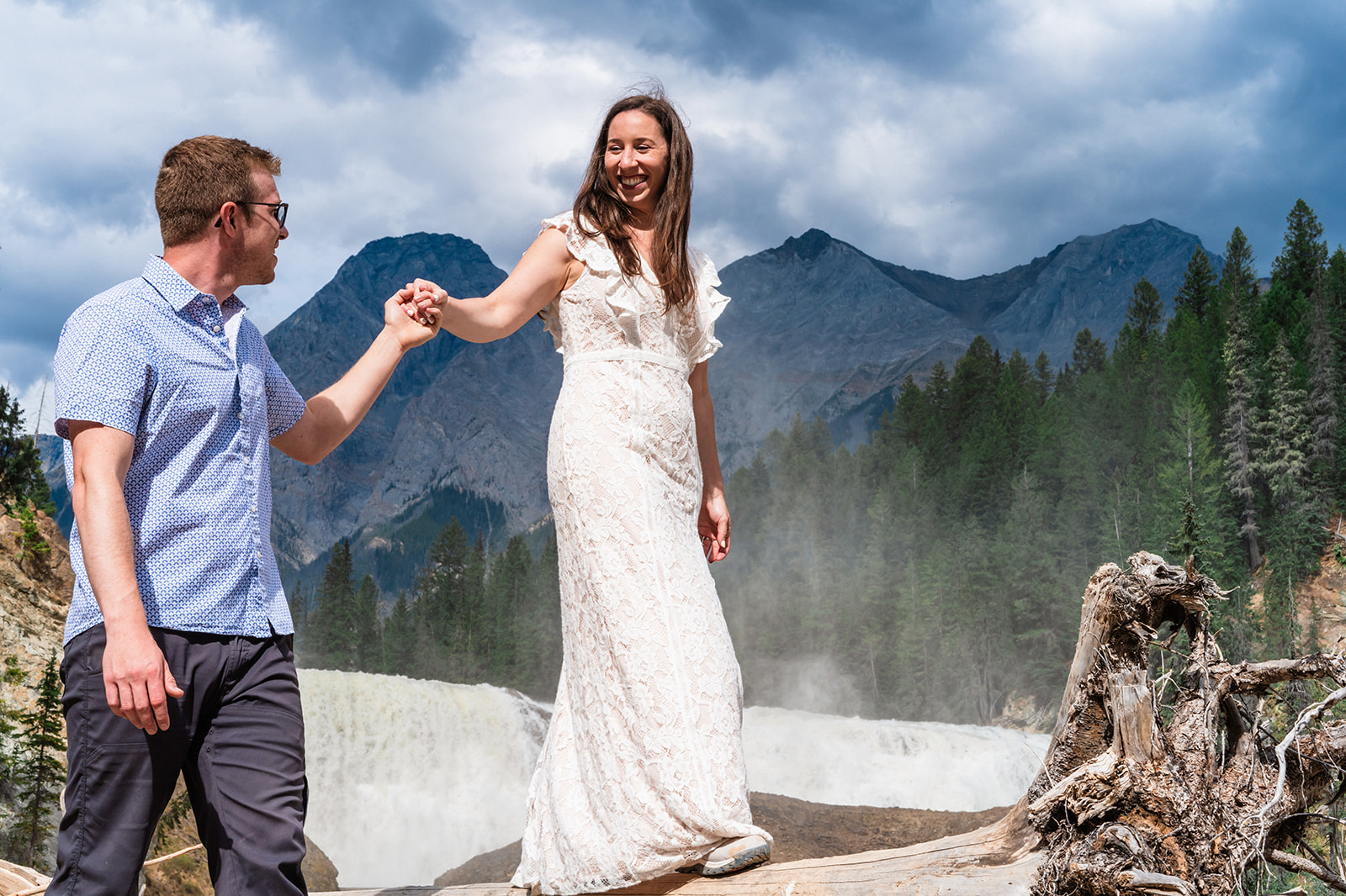 Adventurous elopement at Yoho National Park of Canada